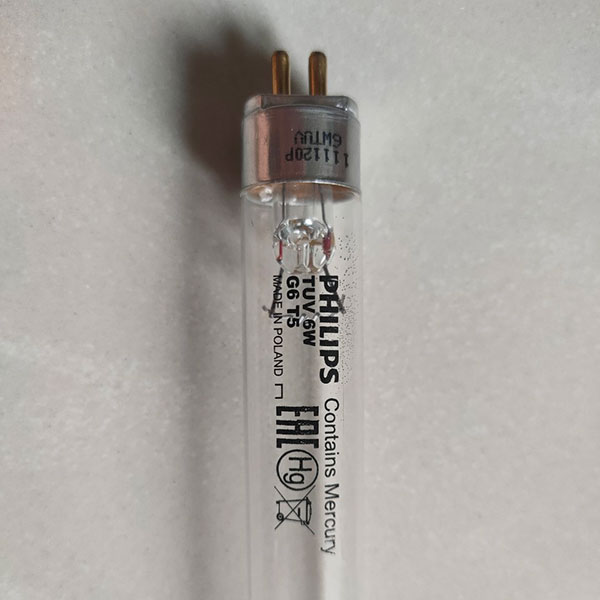 bong-den-uv-6w-2-chau-mot-dau-gia-tot